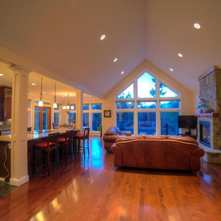 Shawnigan Suite B & B Shawnigan Lake エクステリア 写真