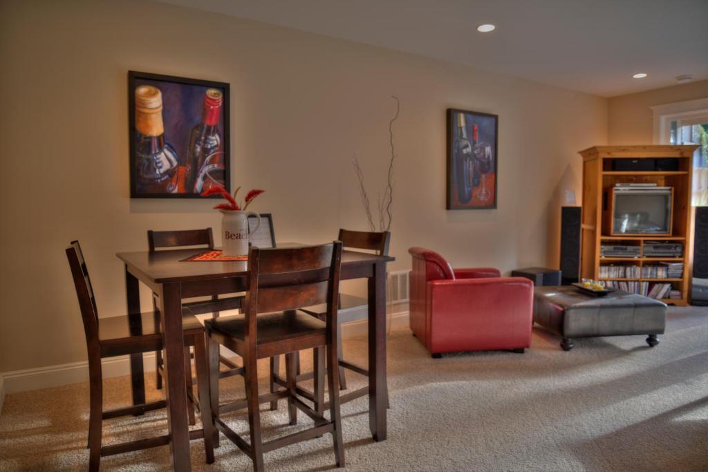 Shawnigan Suite B & B Shawnigan Lake 部屋 写真